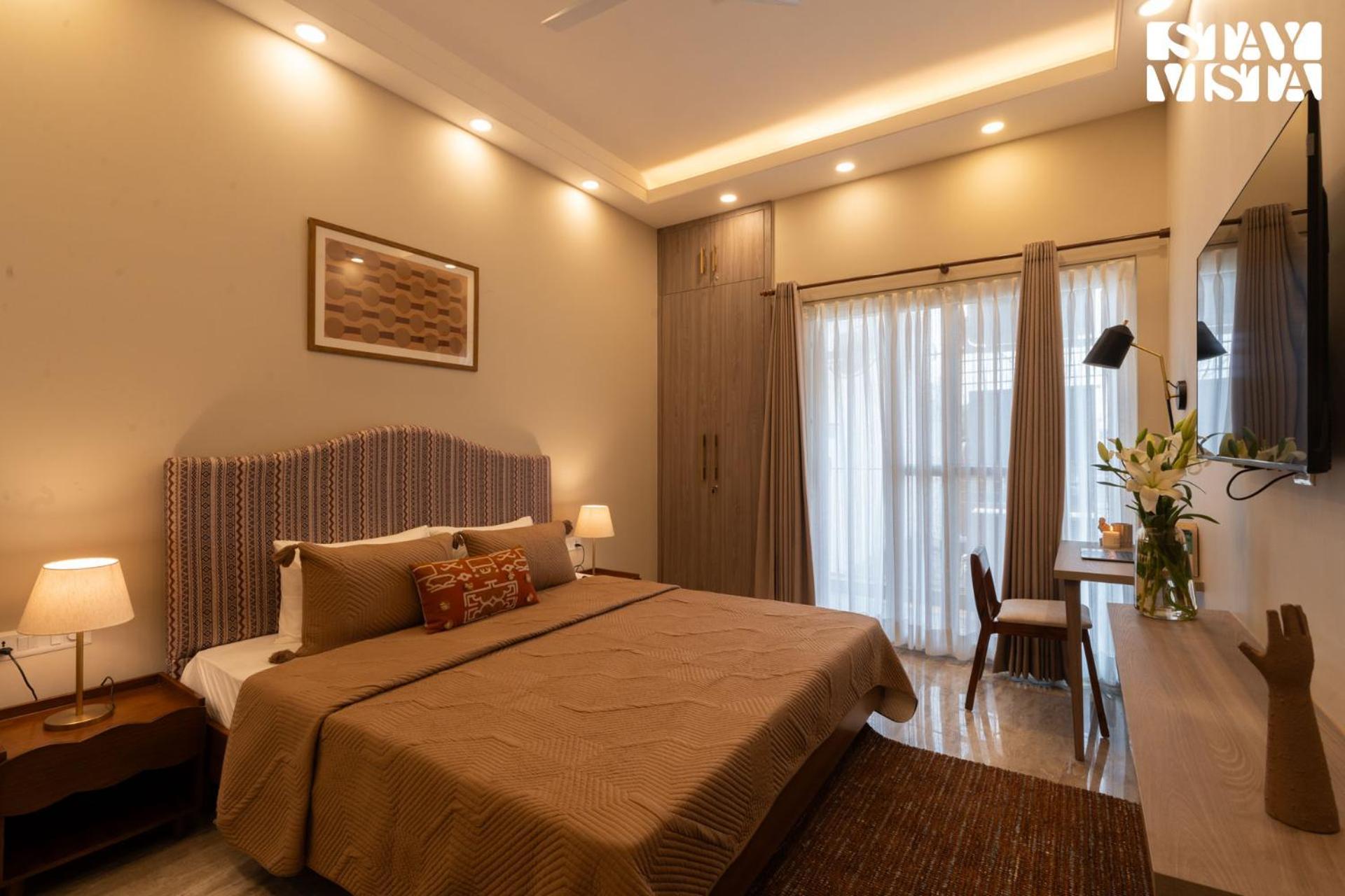 Vista Residences At Gk 1 - Air Purifier Apartment New Delhi